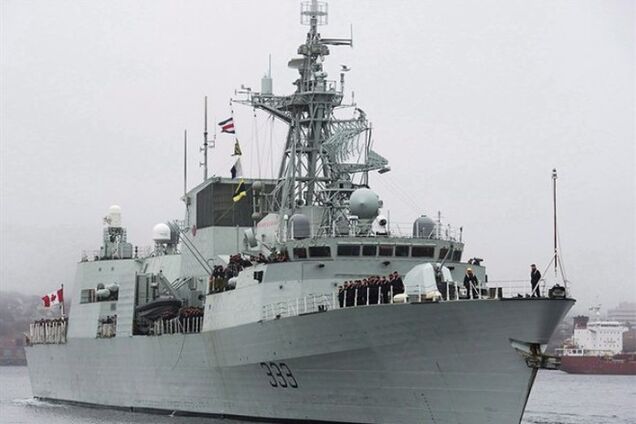 Канадский корабль с сотнями пехотинцев проследит за событиями в Крыму и на Донбассе