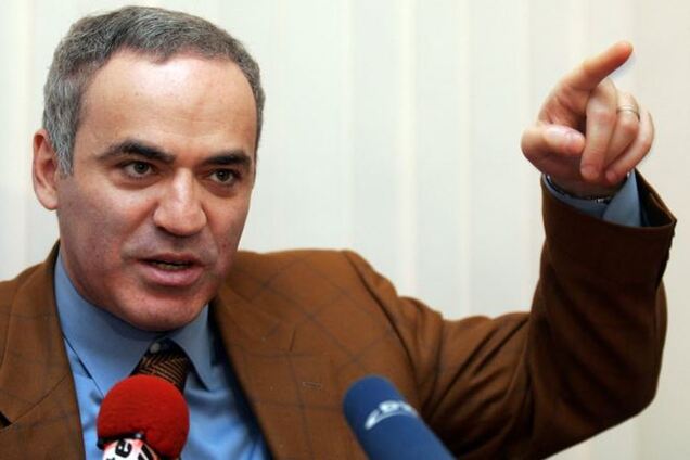 Путину из Кремля уже дороги нет, он там умрет - Каспаров