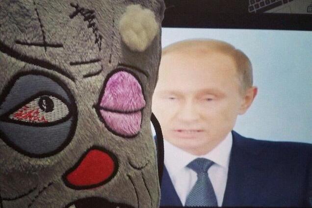 Этот неловкий момент, когда у президента шизофрения – соцсети о послании Путина