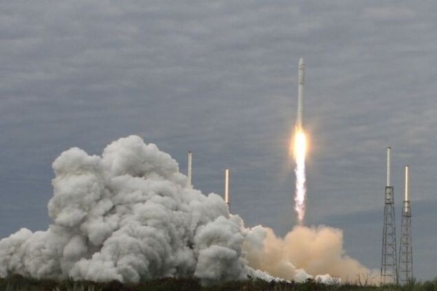 NASA запустила космический корабль, который доберется до Марса