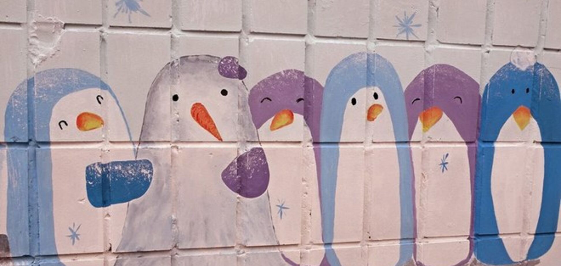 Київ прикрасили ... пінгвінами: фотофакт