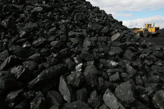 В Кабмине надеются получить уголь из шахт Донбасса через три дня