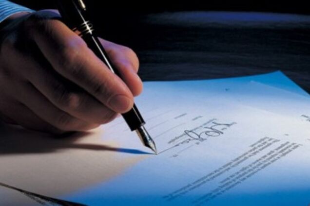 Що буває, коли закони починають писати дрібні аферисти