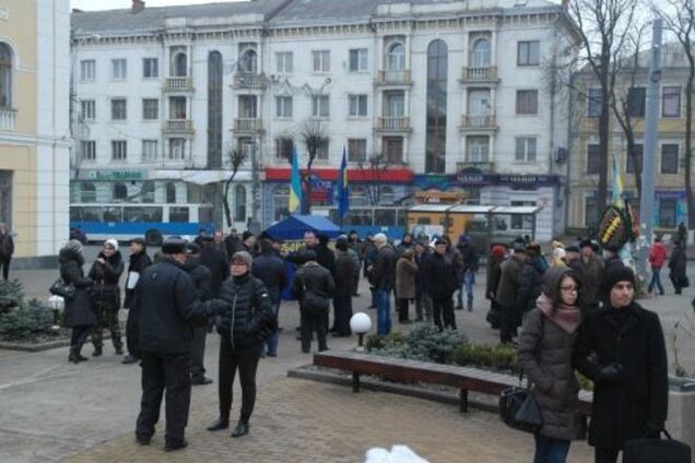 'Украинские патриоты' в Виннице поставили себя вровень с урками в Славянске - Аваков
