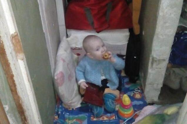 Горловка под обстрелом: горят дома, нет электричества, люди в подвалах