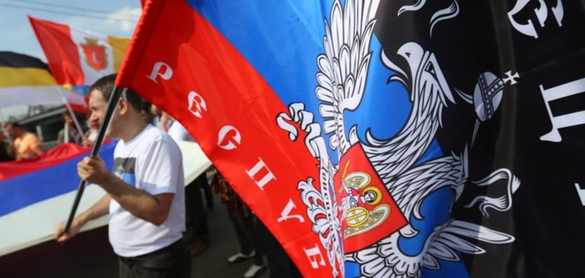 В 'ЛНР' хотят создать свою мобильную связь, но решать людям из Ростова