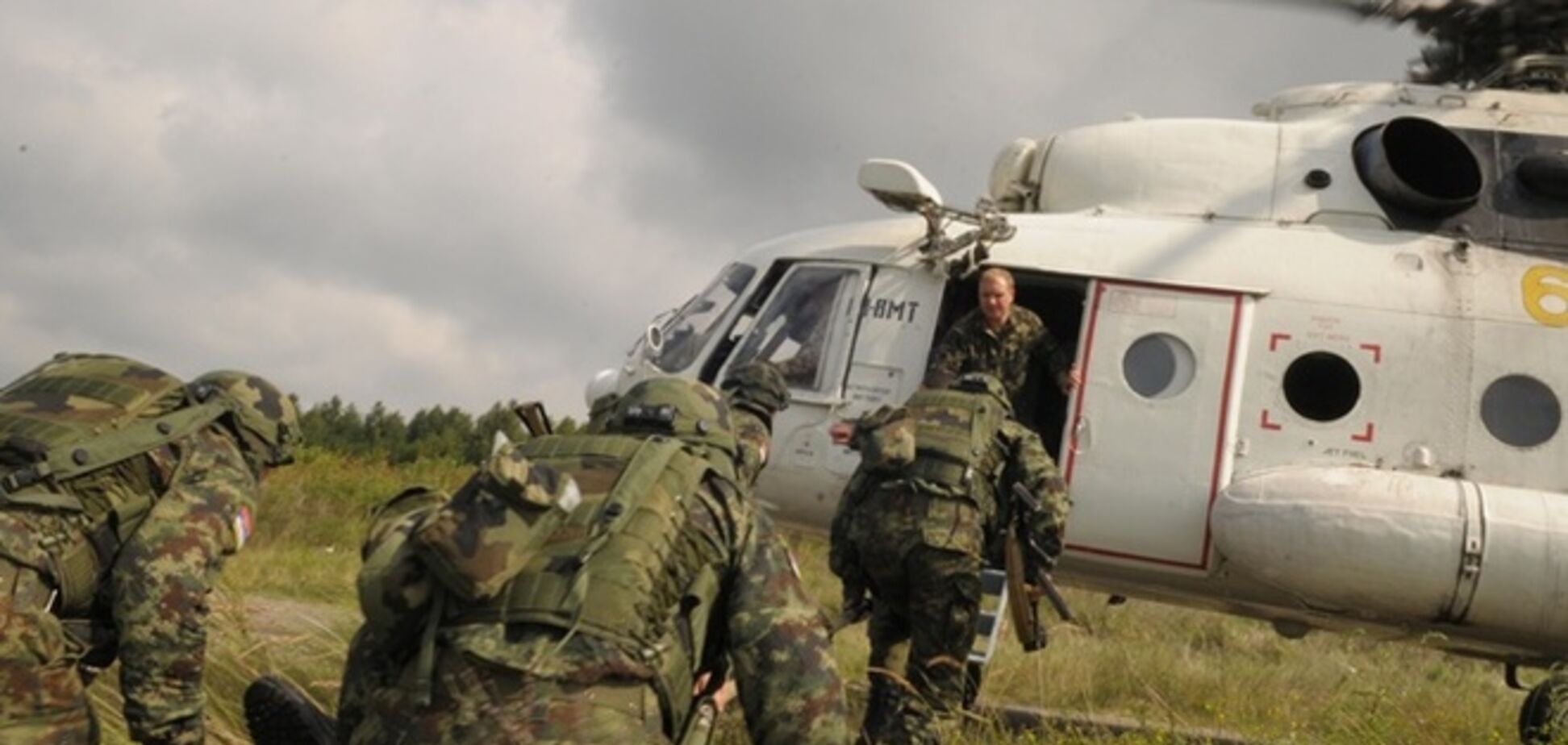 Украина и Канада договорились о совместных военных учениях