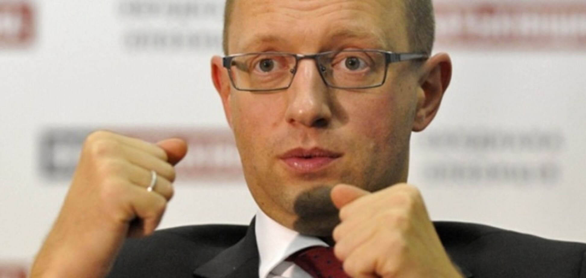 Яценюк пообещал ввести новые европейские стандарты в Украине до 2016 года