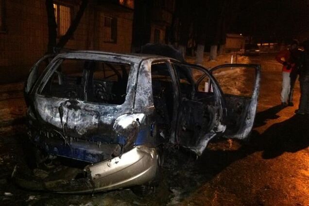 Невідомі спалили авто співробітника '5 каналу'