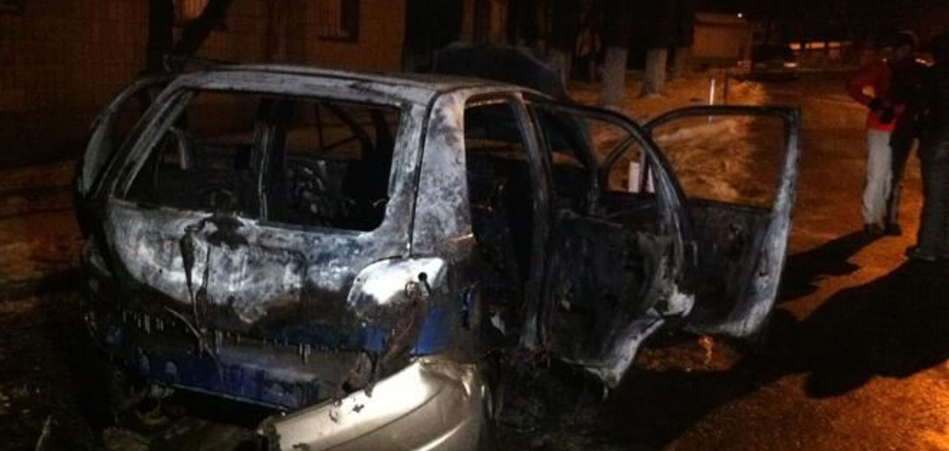 Неизвестные сожгли авто сотрудника '5 канала'