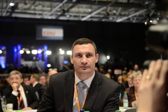 Кличко: возврат к Конституции 2004 года - путь к выходу из кризиса