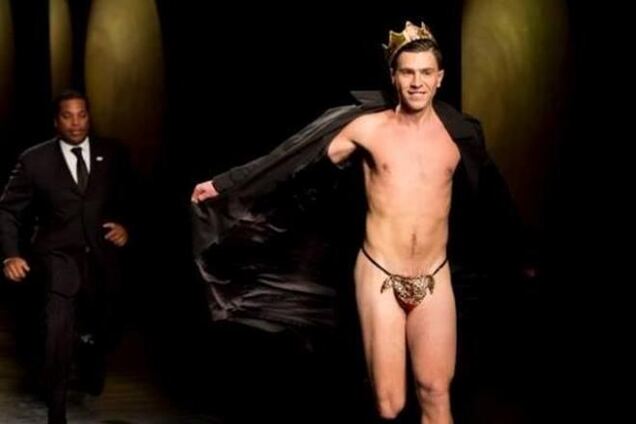 Украинский журналист сорвал шоу голливудского дизайнера