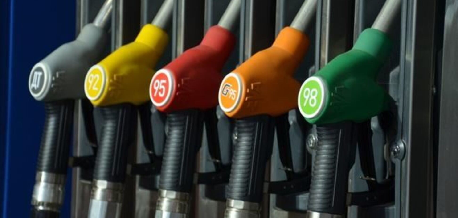 Бензин в Украине подорожал до 11 грн/литр