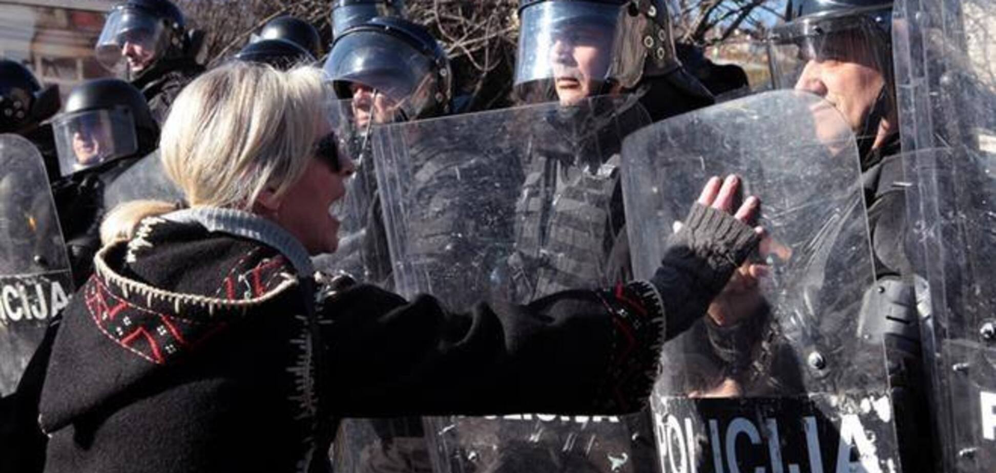 Влада Боснії пропонують протестантам компроміс 