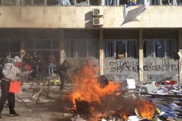 Євросоюз засудив боснійських демонстрантів і підтримав поліцію