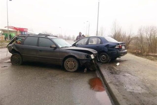 ДТП в Киеве: водитель умер за рулем