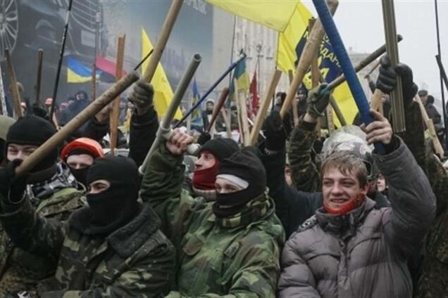 Депутатов грозят не выпустить из Рады без Конституции 2004 г.