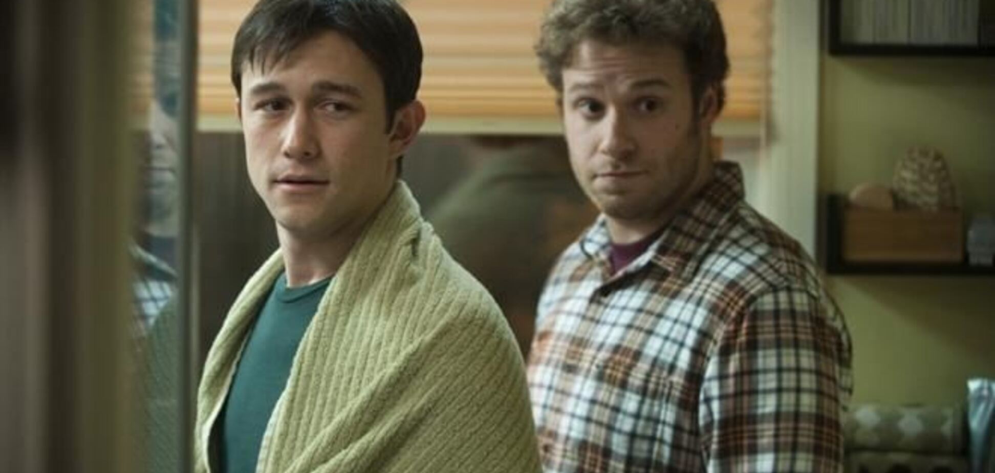 Джозеф Гордон-Левитт и Сет Роген отпразднуют Рождество