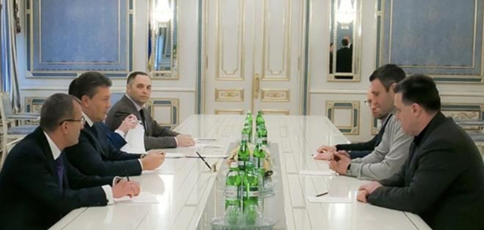 Кличко скаржиться, що Янукович не проводить переговори з опозицією