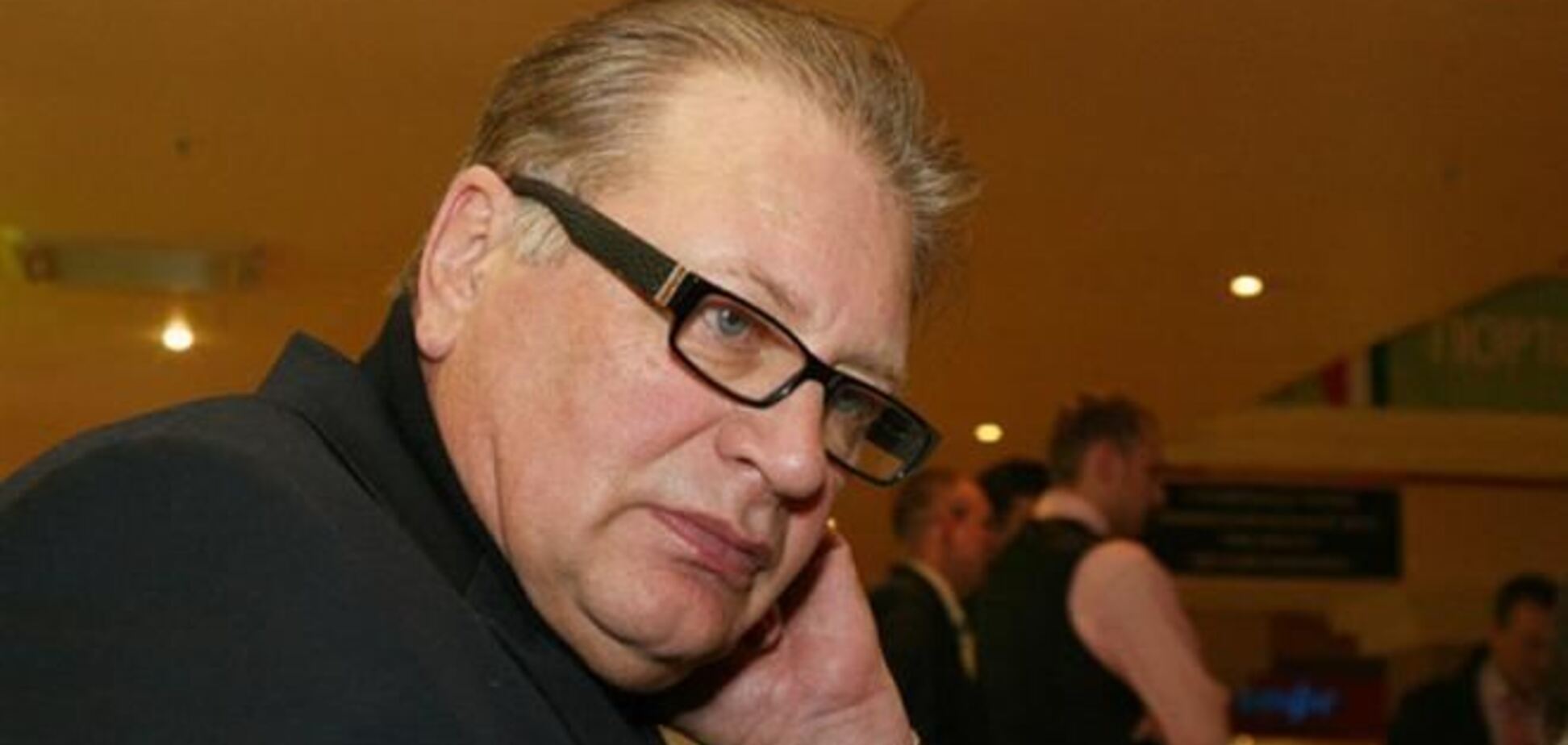 'Портос' Смирницкий устроил пьяный дебош в самолете