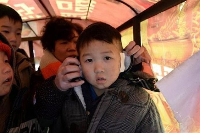 В Китае за плохое поведение детям отрезают уши