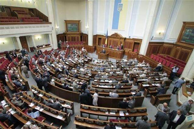 Оппозиция ждет, что Рыбак назначит внеочередное заседание Рады уже завтра