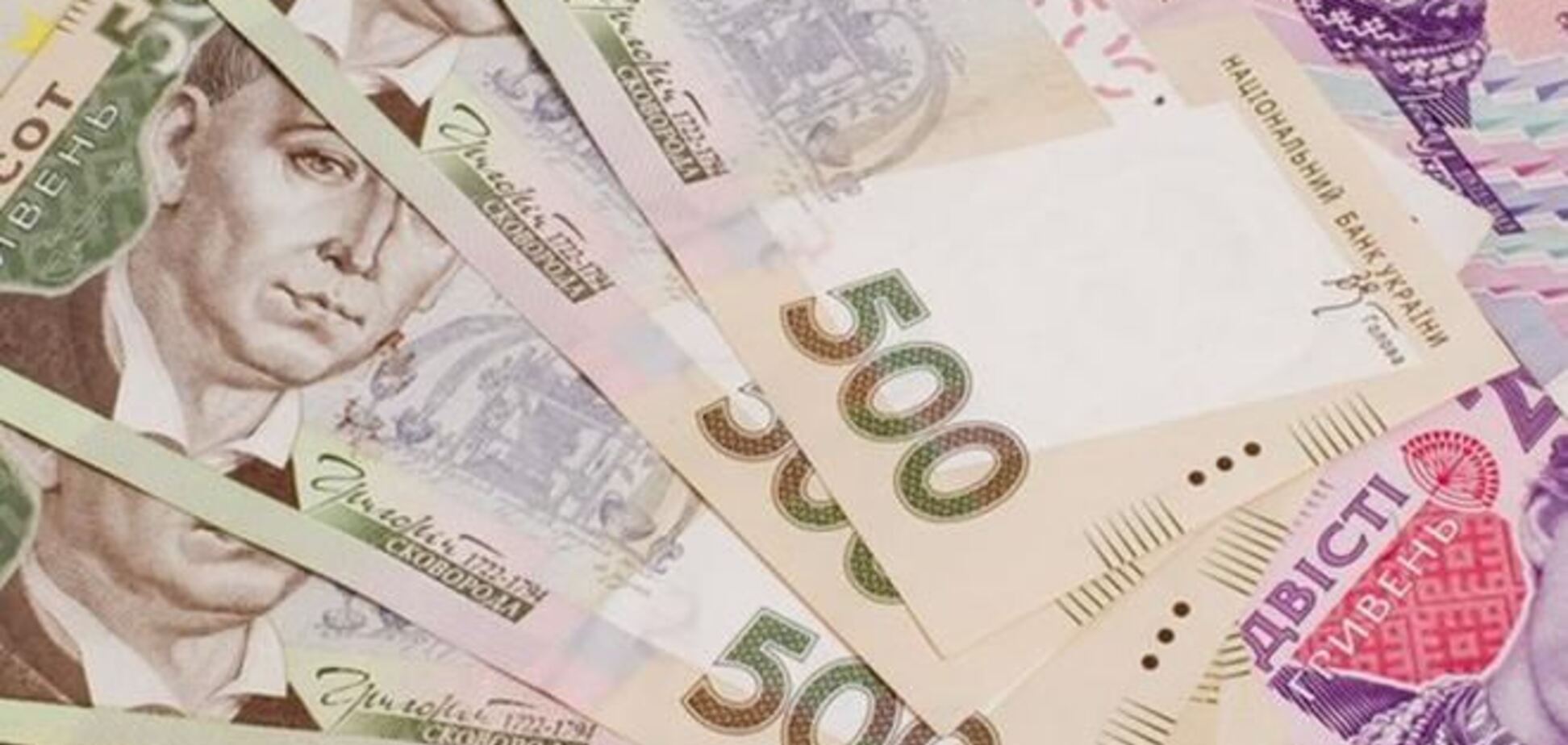НБУ установил официальный курс доллара 8,55 грн