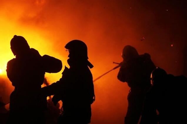 У Луганську горіла п'ятиповерхівка