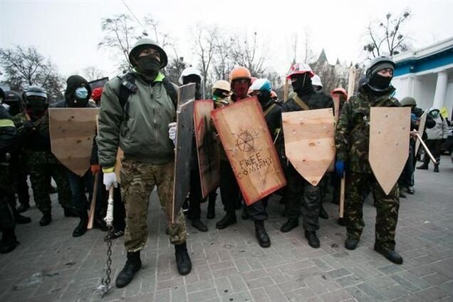 Люди вышли на площади не ради того, чтобы Яценюк стал премьером – 'Правый сектор'