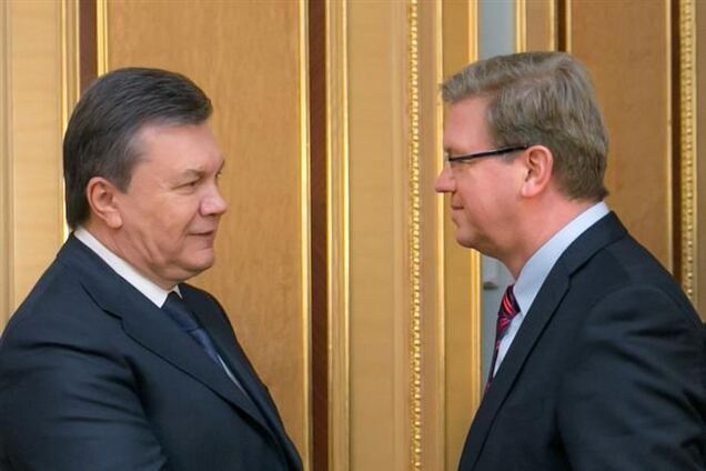 Янукович на встрече с Фюле похвалил ЕС за участие в стабилизации ситуации в Украине