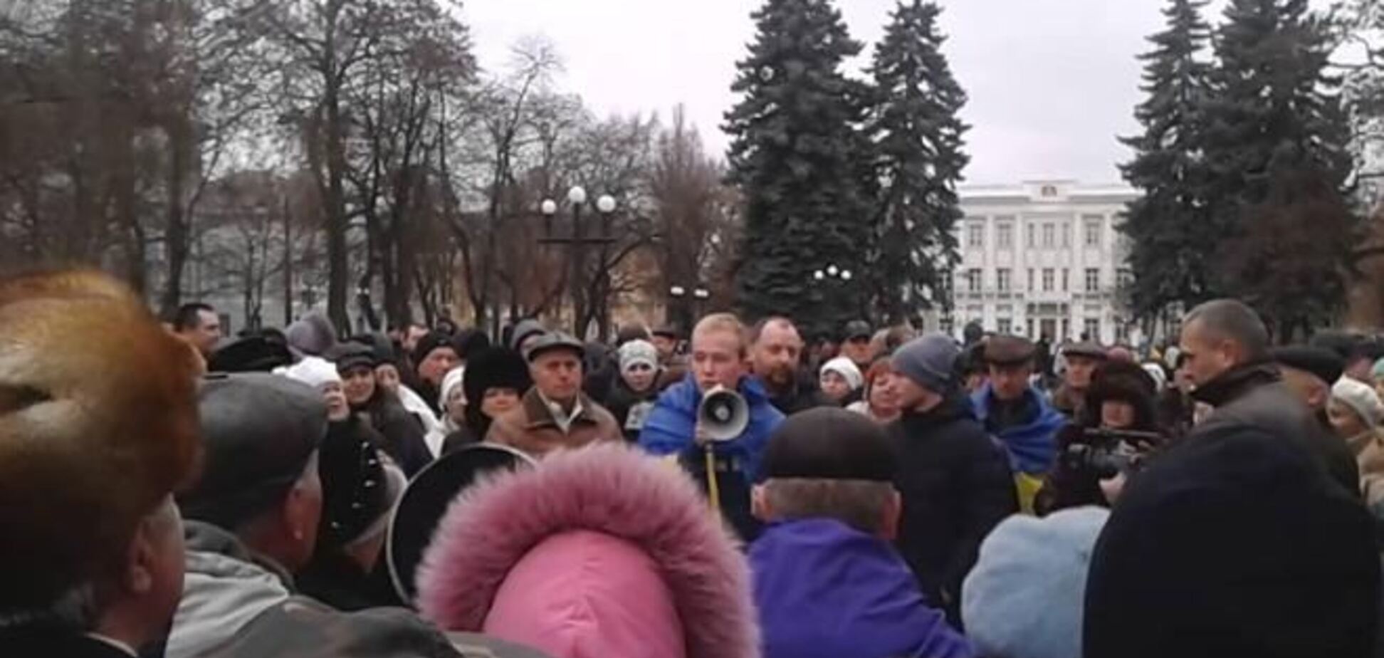 Суд визнав законною заборону жителям Чернігова на мирні зібрання 