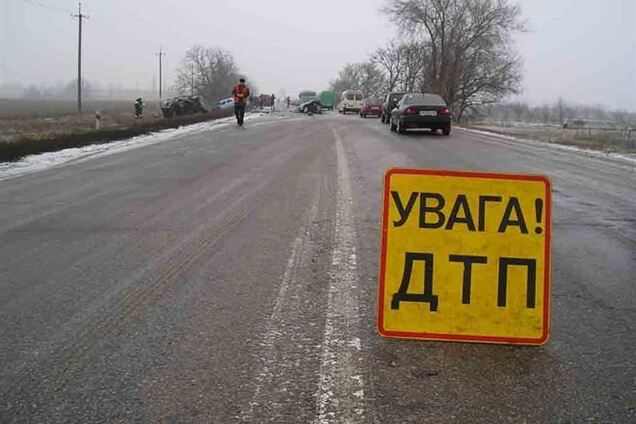 За прошедшие сутки в Украине в ДТП погибли 9 человек