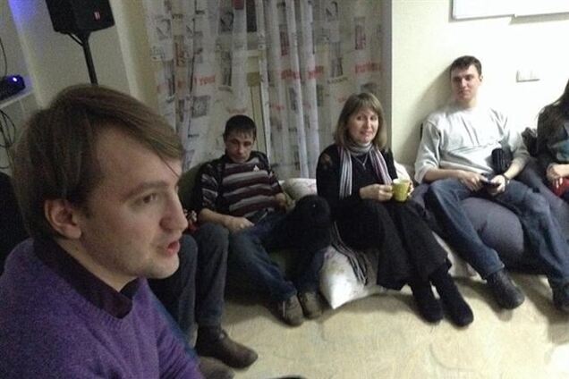 У Донецьку тітушкі напали на кафе, де проходила зустріч активістів Майдану