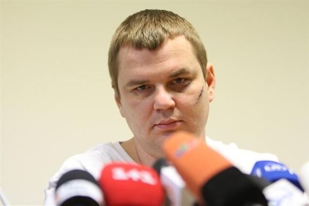 Булатову продовжують загрожувати