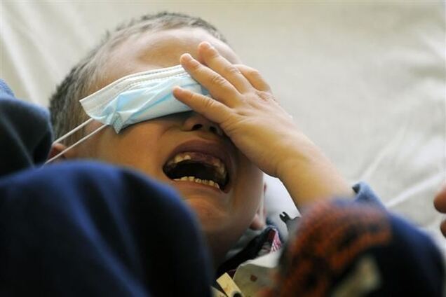 Бельгія перша в світі легалізує евтаназію для дітей