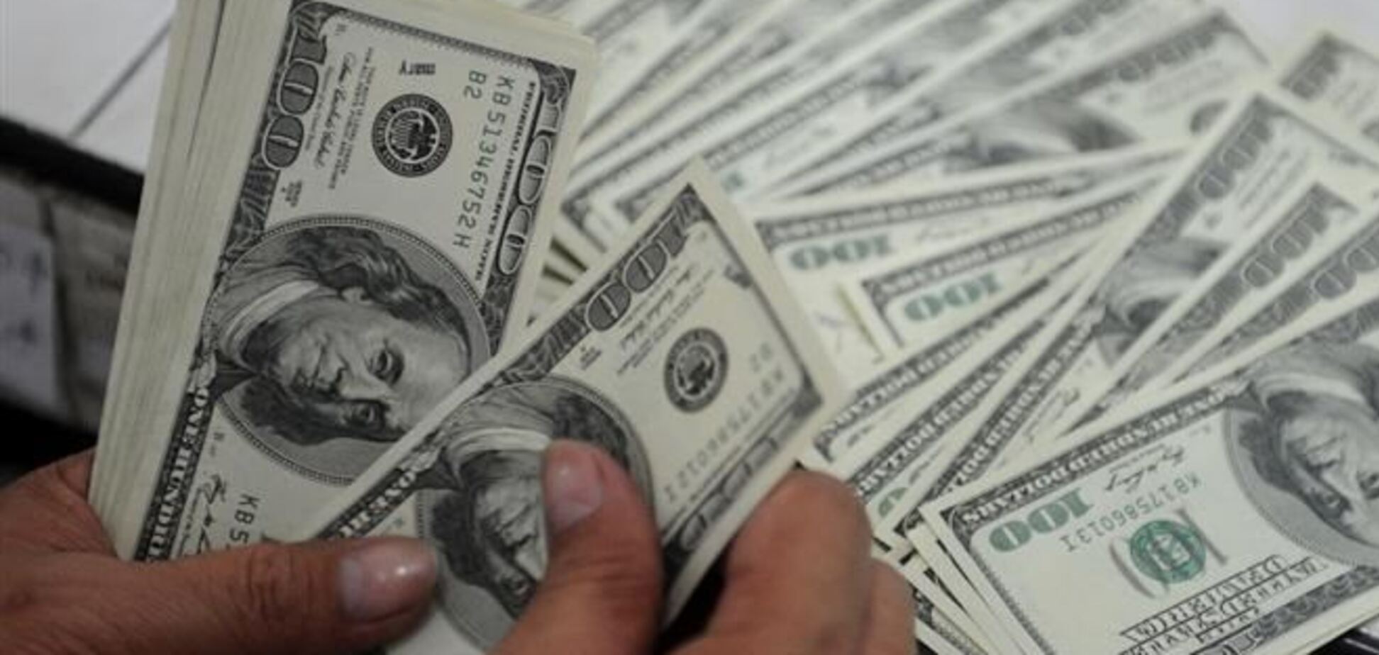 Банкир советует сохранять сбережения в мультивалютных депозитах