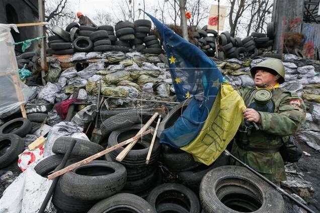 В оппозиции не считают освобождение активистов исполнением 'закона об амнистии'