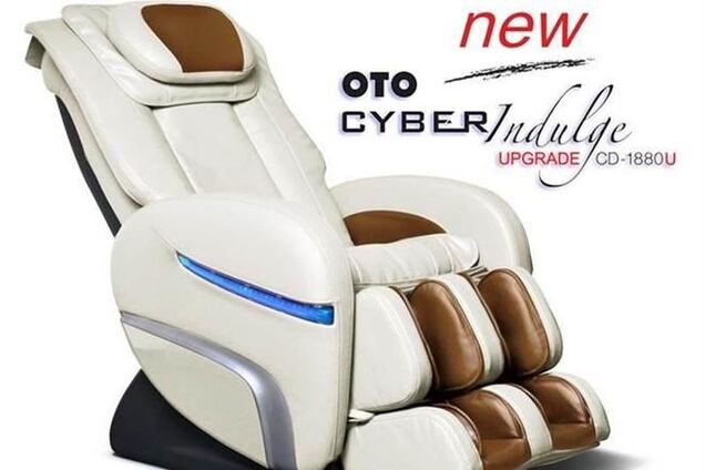 Одно массажное кресло OTO Cyber Indulge Upgrade вместо двух массажистов