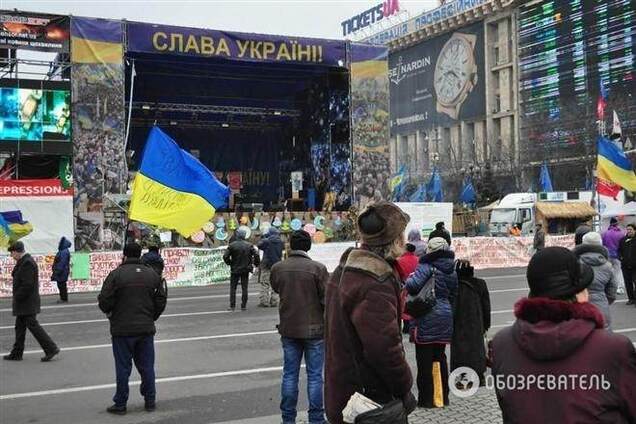 Евромайдановцы могут оставаться на Крещатике и в трех зданиях - ПР