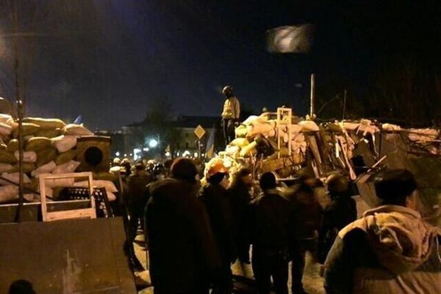 Ночью здание КГГА снова пытались захватить