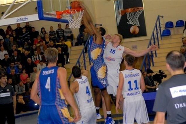 'Азовмаш' в двух овертаймах обыграл 'Минск' в Лиге ВТБ