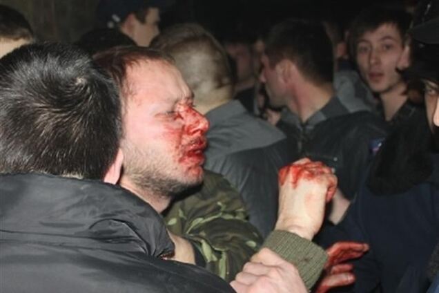 Во Львове 'Правый сектор' устроил драку на концерте правой рок-группы