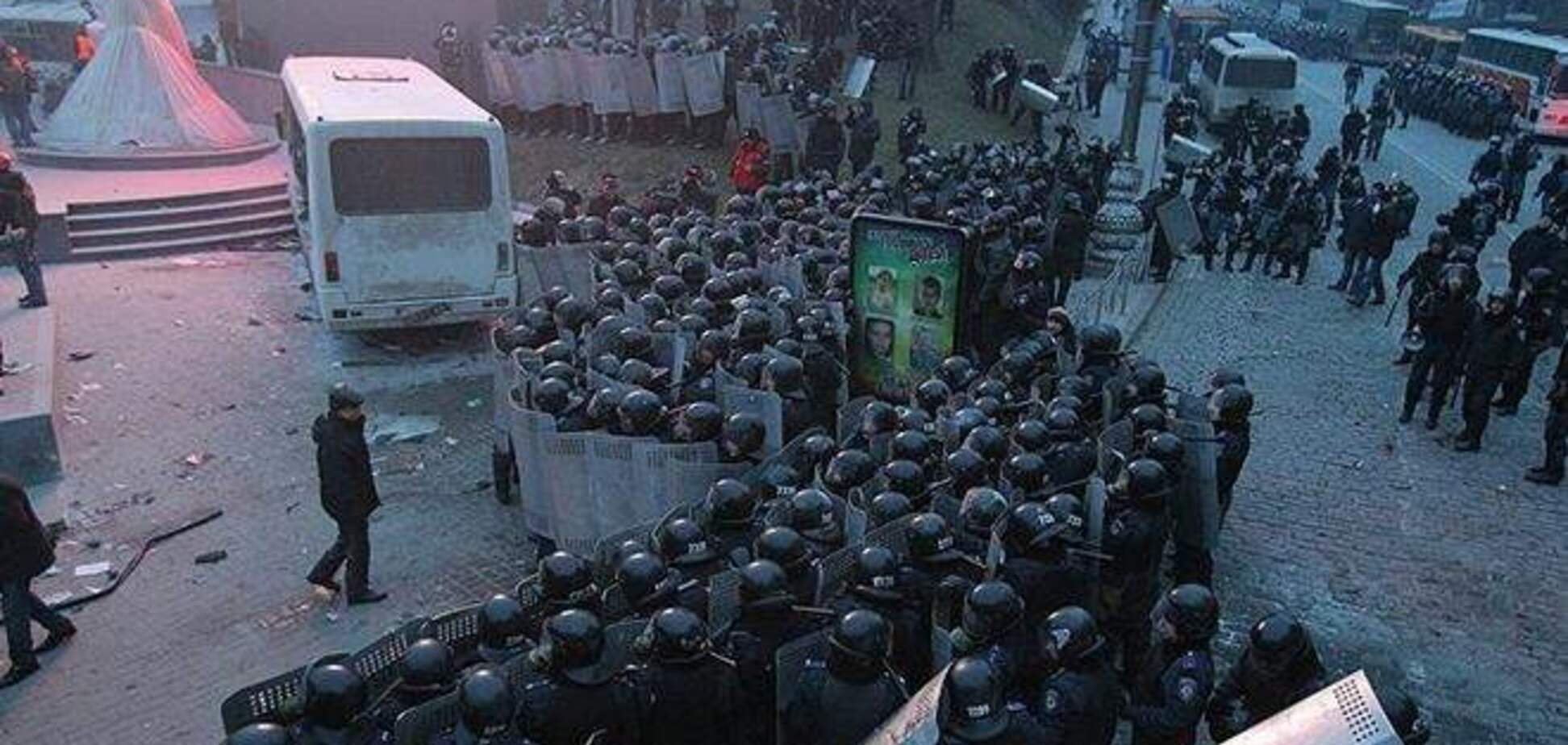 Підполковник ДАІ намагався зірвати домовленість про розблокування на вулиці Грушевського