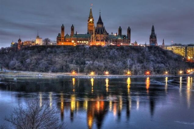 Польша и Канада начали консультации по оказанию помощи Украине