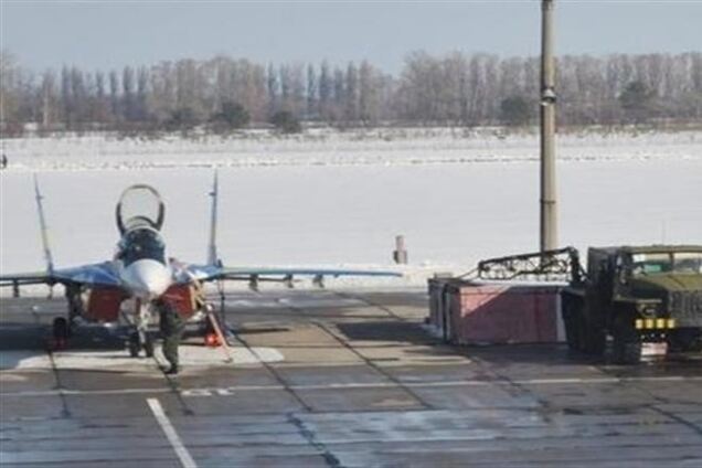 Військовий аеродром у Василькові приведений у бойову готовність