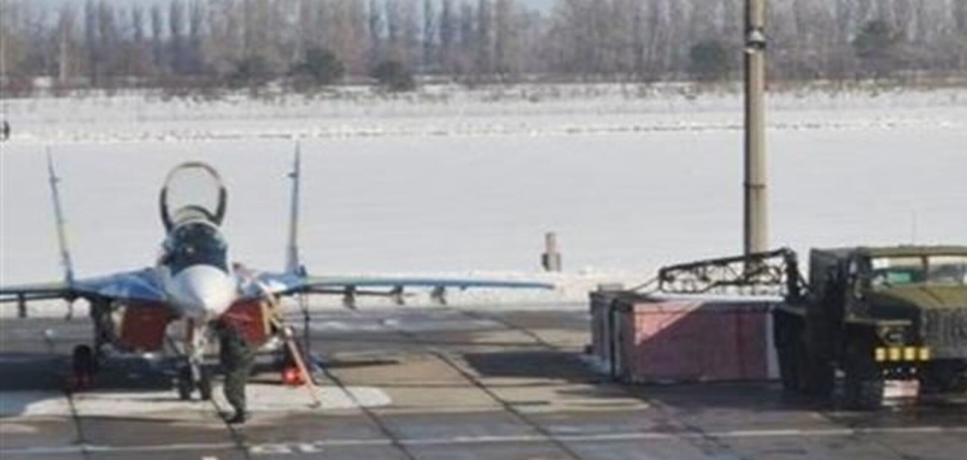 Военный аэродром в Василькове приведен в боевую готовность