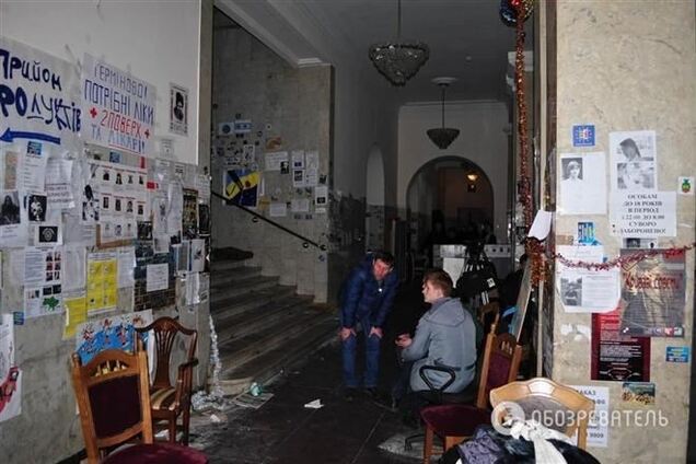 Убирать бардак в здании КГГА будут на 'депутатском субботнике'