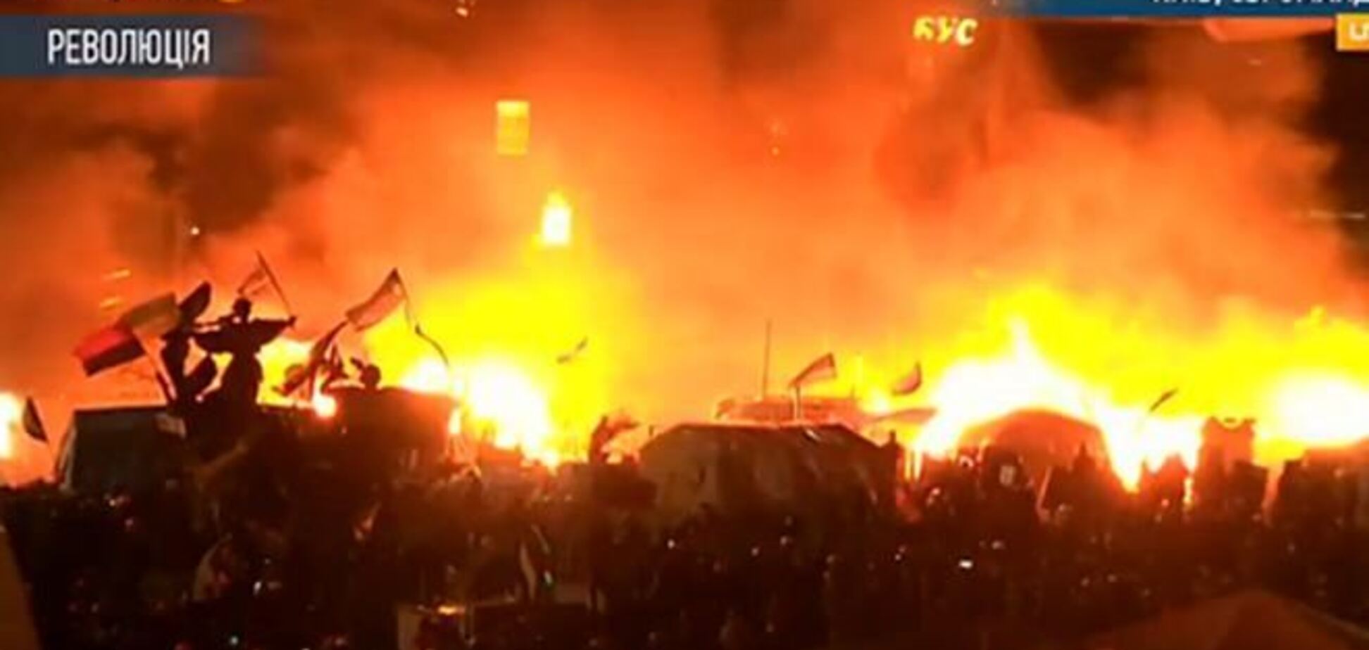На Майдане вспыхнуло сразу два пожара