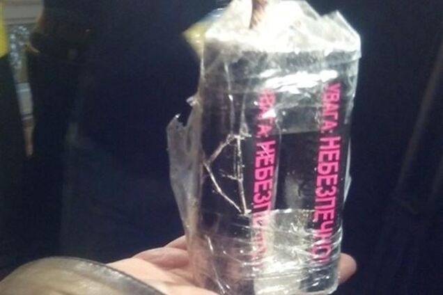 Демонстранты в Киеве задержали 'титушек' с самодельными бомбами - нардеп