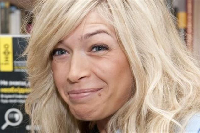 Брежнева показала фото без макияжа